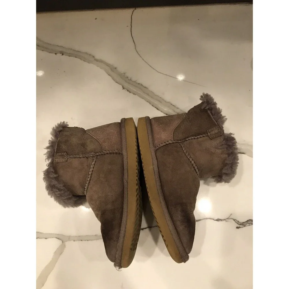 Members Mark sheepskin Fur wool suede leather boots toddlers 12 girls